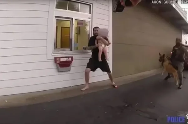 Βίντεο σοκ: Πατέρας άρπαξε το 1 έτους μωρό και το έβαλε ασπίδα για να μην συλληφθεί