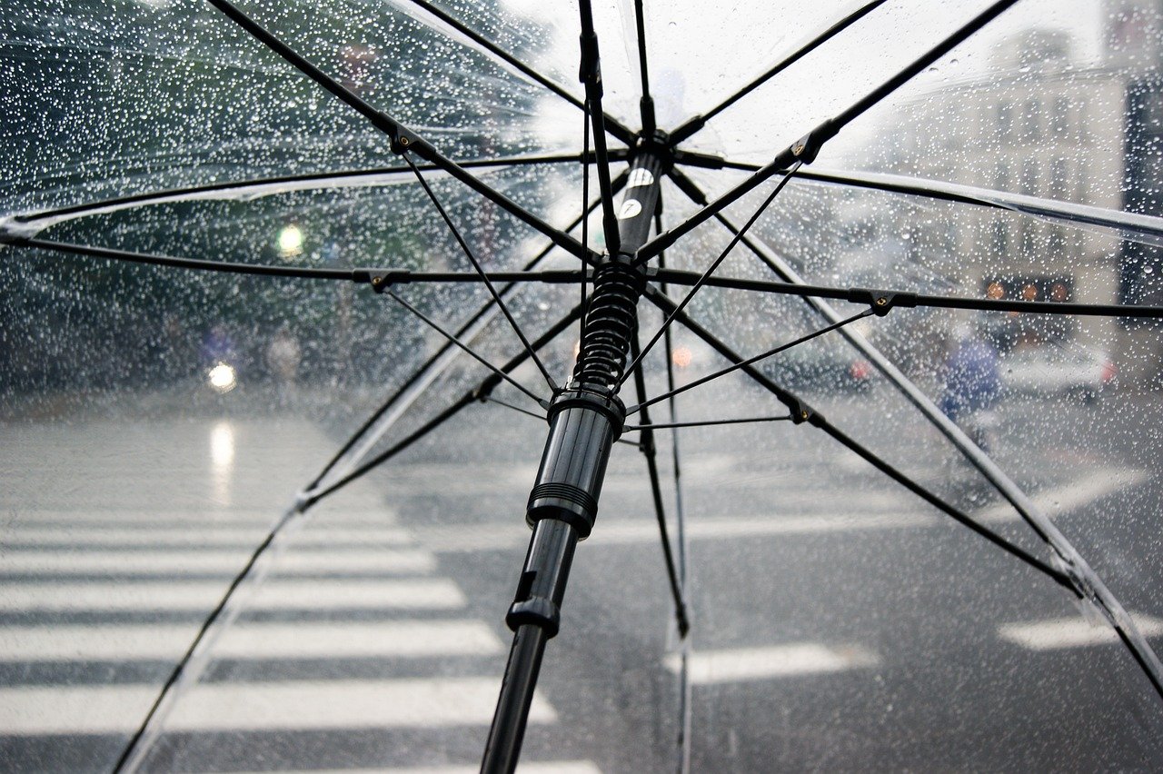 Κακοκαιρία - εξπρές: Δείτε που θα εκδηλωθούν βροχές και καταιγίδες σήμερα -  News Open
