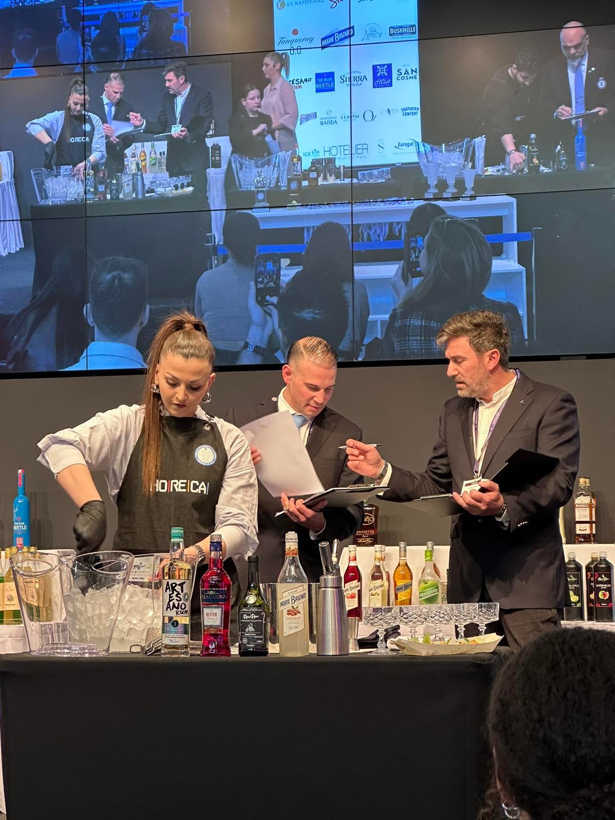 Δύο βραβεία κορυφαίας δημιουργίας για την εξαιρετική bartender του Vermut, Σταυρούλα Μερλίγκα, στο μεγάλο event Horeca στην Αθήνα – ΦΩΤΟ&ΒΙΝΤΕΟ