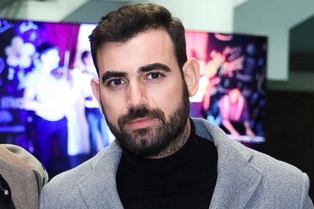 Νίκος Πολυδερόπουλος για το θάνατο του αδερφού του: Μετανιώνω που δεν πήγα στο τραπέζι