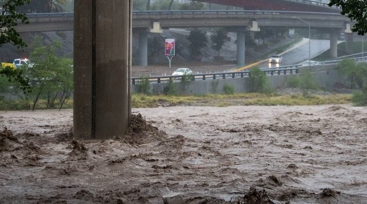 Επτά φοιτητές πνίγηκαν σε ποταμό στο Μεξικό εν μέσω καταιγίδας