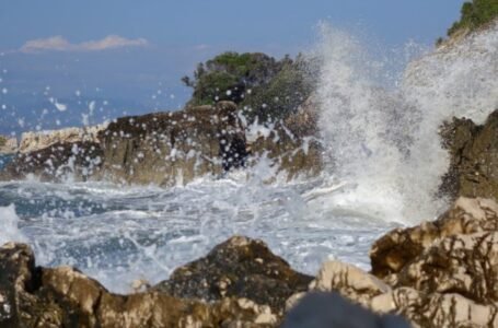 Καιρός: Θυελλώδεις βοριάδες στο Αιγαίο και πτώση της θερμοκρασίας